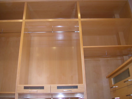 Vestidor de madera de arce